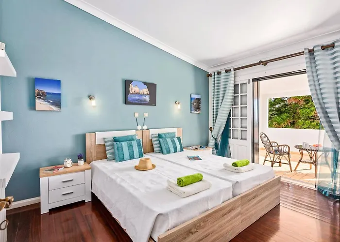 Villa Aldeia Cristina By *