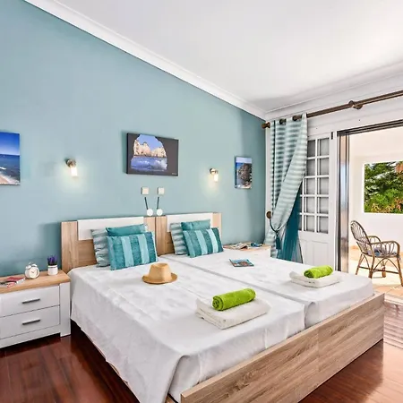 Villa Aldeia Cristina By *